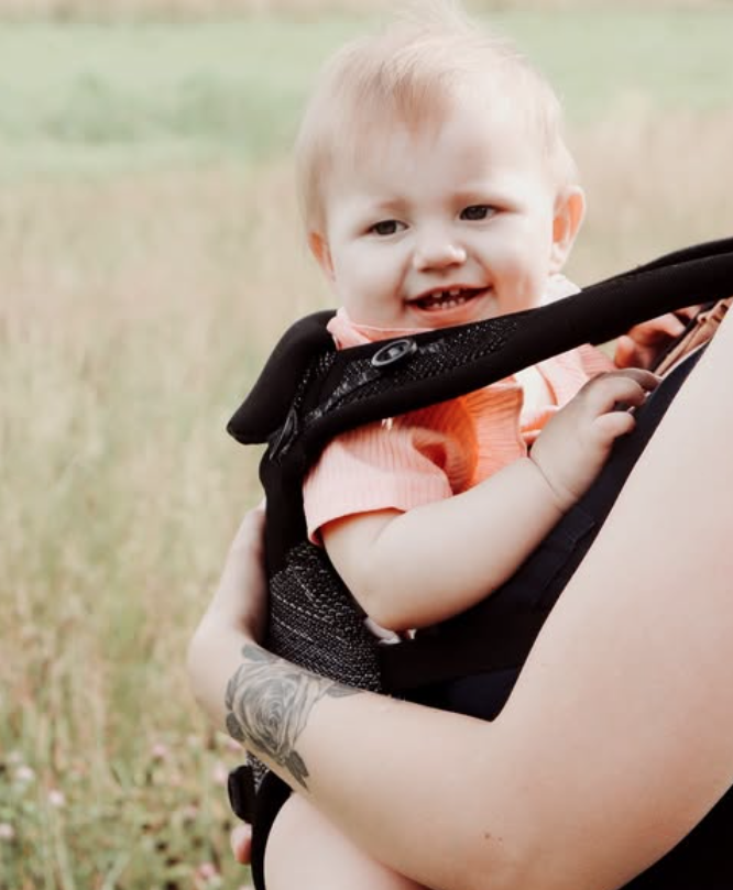 Bärsele för baby - Dooky Terra Nova Black