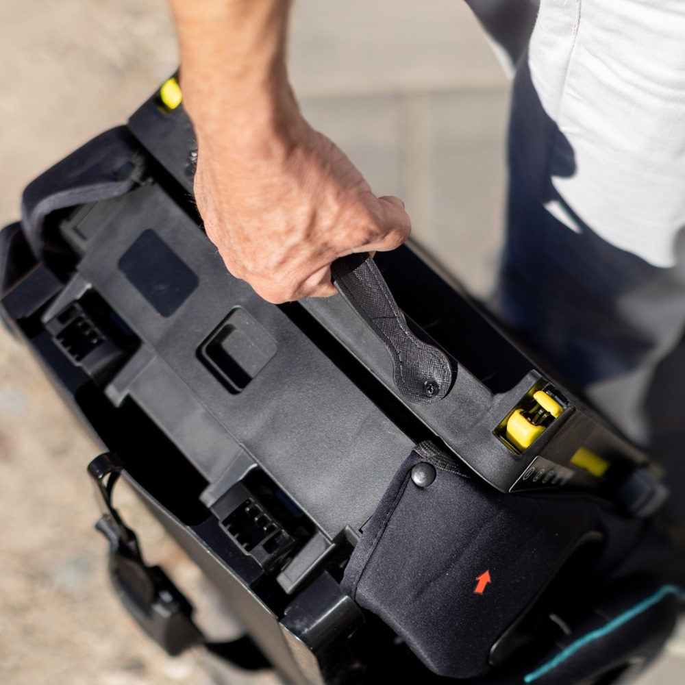 Hopfällbar bilbarnstol - Wallaroo Grow Hopfällbar bilbarnstol - Wallaroo Grow