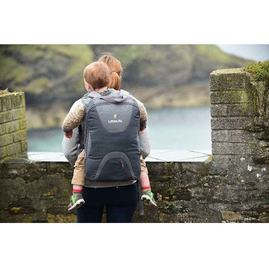Bärstol Littlelife Traveller S4