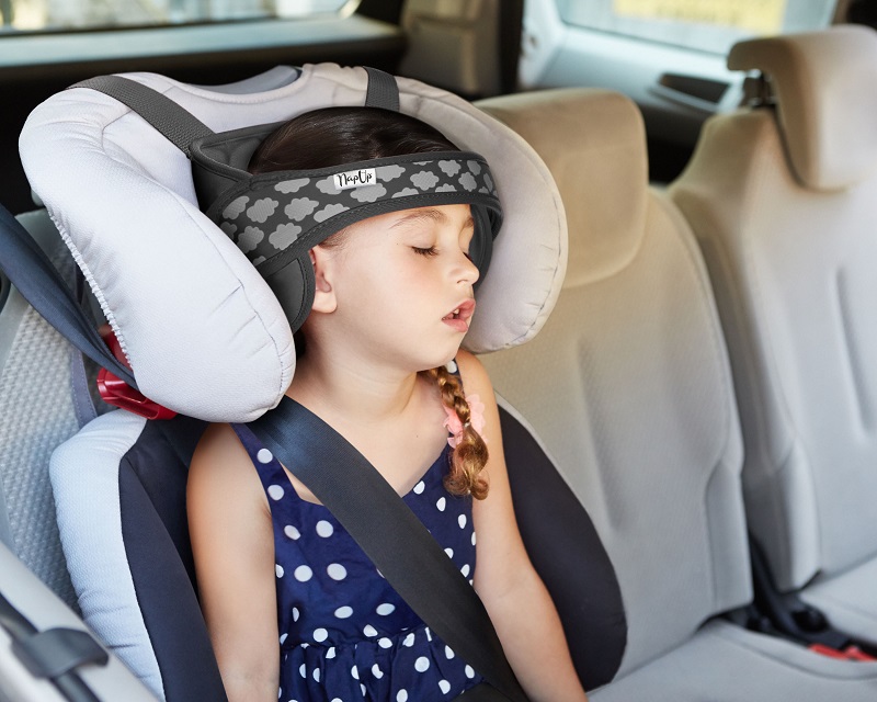 Nackstöd för barn i bilen - NapUp Grå