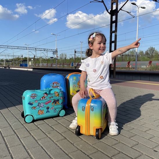 Resväska för barn att åka på Paw Patrol Travel