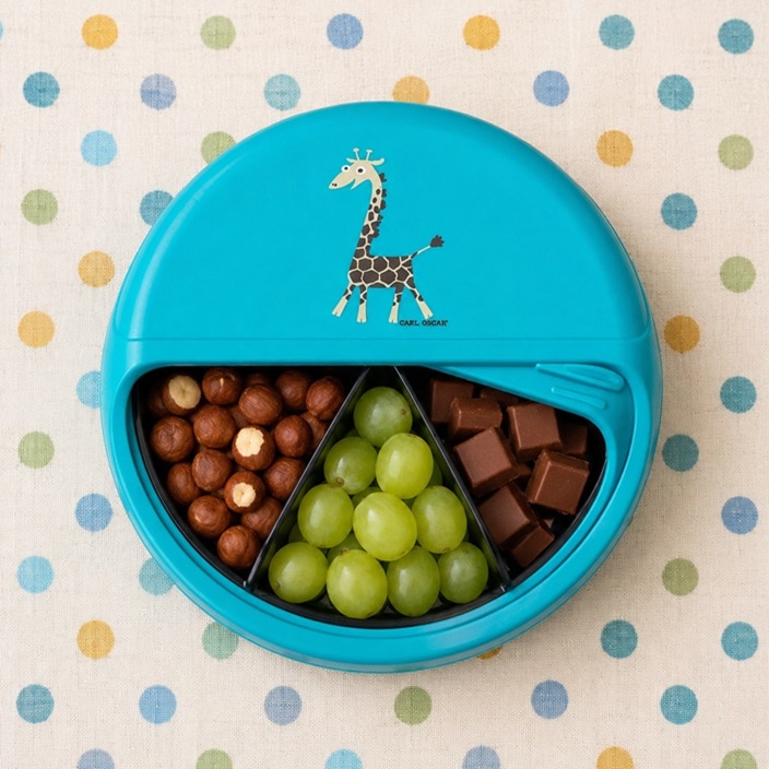 Snacksbox för barn - Carl Oscar SnackDISC Blue Giraffe