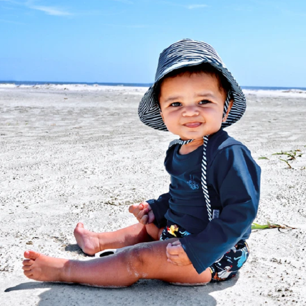 Solhatt barn Iplay Navy Pinstripe blå och vit